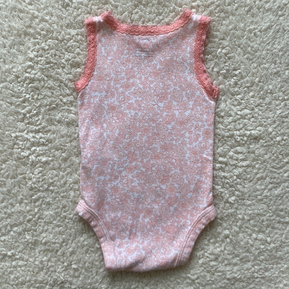 *EUC* Carter’s Baby Girl Sleeveless Floral Print Lace Trimmed Onesies (5-Pack) - Picture 5 of 16